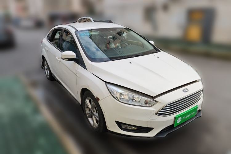 Used Ford Focus 2017 Sedan 1.6L Automatic Comfort Plus SmartDrive Edition Front Right 45 Deg