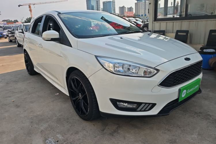 Used Ford Focus 2017 Hatchback 1.6L Manual Comfort Plus SmartDrive Edition Front Right 45 Deg
