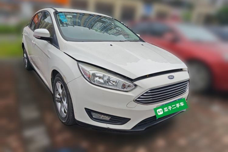Used Ford Focus 2017 Sedan 1.6L Automatic Comfort Plus SmartDrive Edition Front Right 45 Deg