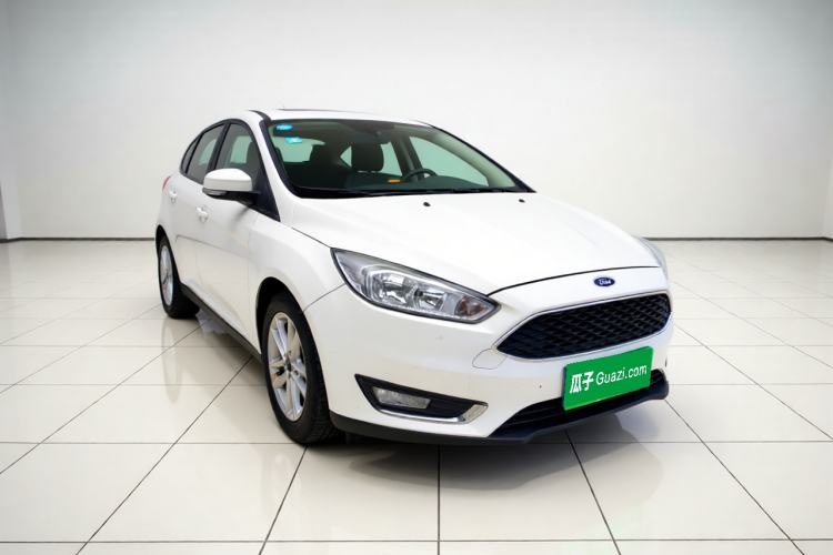 Used Ford Focus 2017 Hatchback 1.6L Automatic Fashion Edition Smart Drive Version Front Right 45 Deg