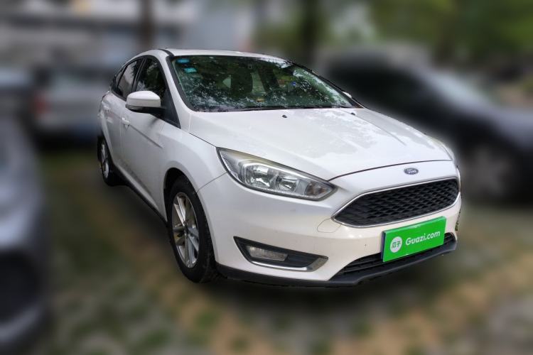 Used Ford Focus 2017 Hatchback 1.6L Automatic Fashion Edition Smart Drive Version Front Right 45 Deg