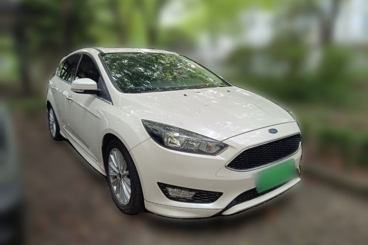 Used Ford Focus 2017 Hatchback EcoBoost 180 Automatic Sport Model Front Right 45 Deg