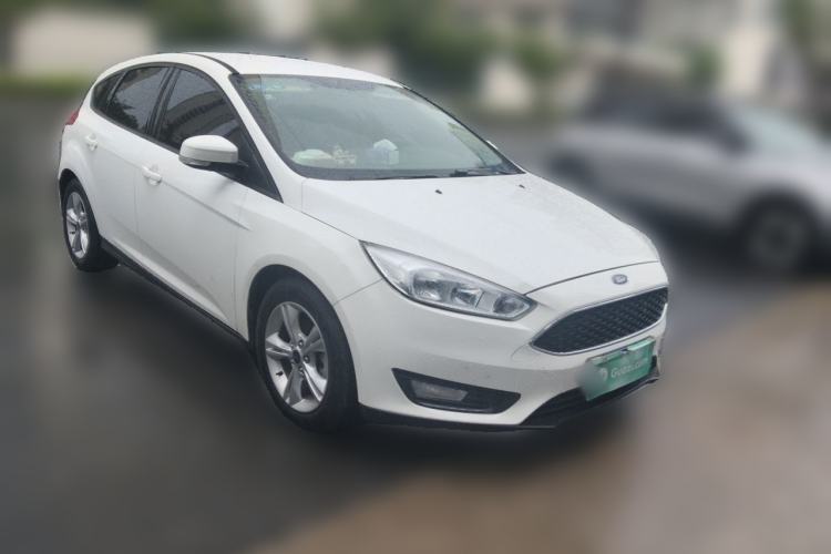 Used Ford Focus 2017 Hatchback 1.6L Automatic Comfort Plus SmartDrive Edition Front Right 45 Deg