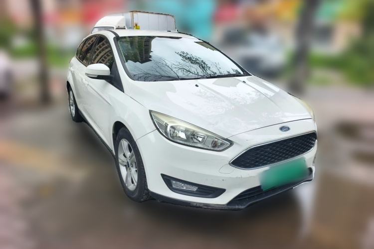 Used Ford Focus 2017 Hatchback 1.6L Manual Comfort Plus SmartDrive Edition Front Right 45 Deg