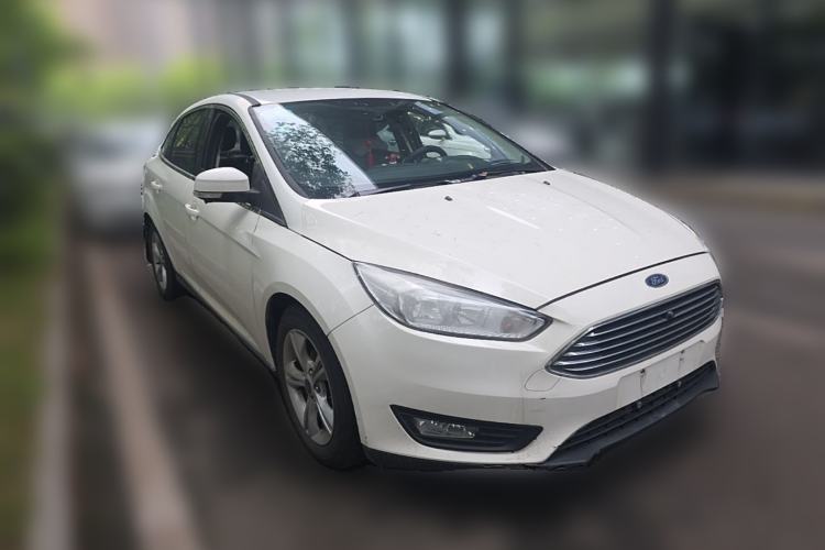 Used Ford Focus 2017 Sedan 1.6L Automatic Comfort Plus SmartDrive Edition Front Right 45 Deg