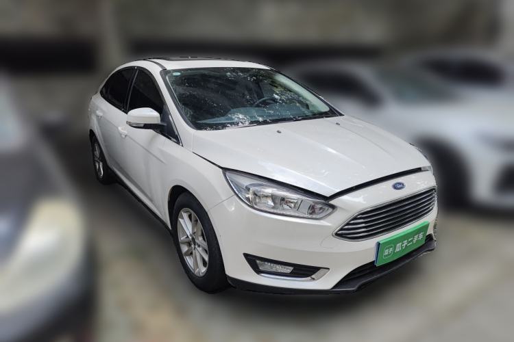 Used Ford Focus 2017 Sedan 1.6L Automatic Fashion Edition Smart Drive Version Front Right 45 Deg
