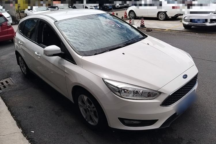 Used Ford Focus 2017 Hatchback 1.6L Automatic Comfort Plus SmartDrive Edition Front Right 45 Deg