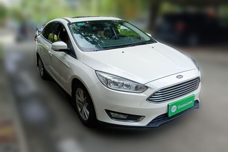Used Ford Focus 2017 Sedan EcoBoost 125 Automatic Supreme Style SmartDrive Edition Front Right 45 Deg