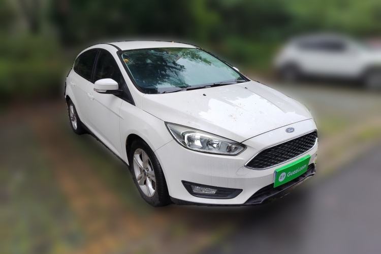 Used Ford Focus 2017 Hatchback 1.6L Automatic Comfort Plus SmartDrive Edition Front Right 45 Deg