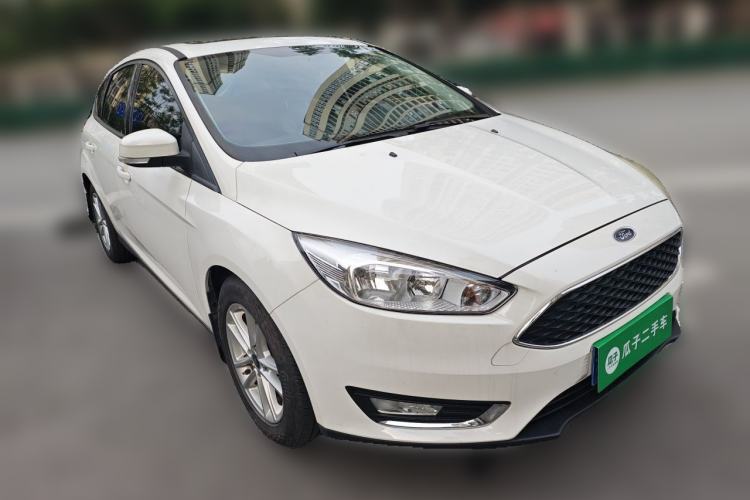 Used Ford Focus 2017 Hatchback 1.6L Automatic Fashion Edition Smart Drive Version Front Right 45 Deg