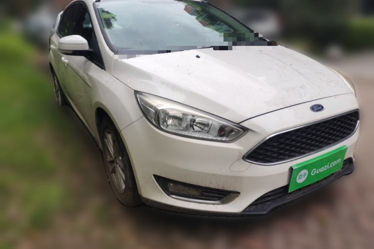 Used Ford Focus 2017 Hatchback 1.6L Automatic Fashion Edition Smart Drive Version Front Right 45 Deg