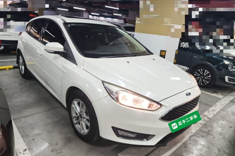 Used Ford Focus 2017 Hatchback 1.6L Automatic Fashion Edition Smart Drive Version Front Right 45 Deg