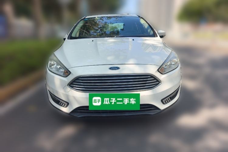 Used Ford Focus 2017 Sedan 1.6L Manual Fashion Edition Smart Drive Version Front