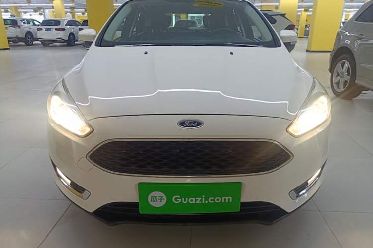 Used Ford Focus 2017 Hatchback 1.6L Automatic Fashion Edition Smart Drive Version Front