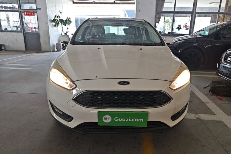 Used Ford Focus 2017 Hatchback 1.6L Manual Comfort Plus SmartDrive Edition Front