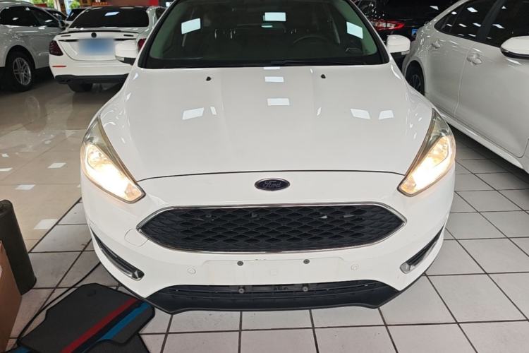Used Ford Focus 2017 Hatchback 1.6L Automatic Fashion Edition Smart Drive Version Front
