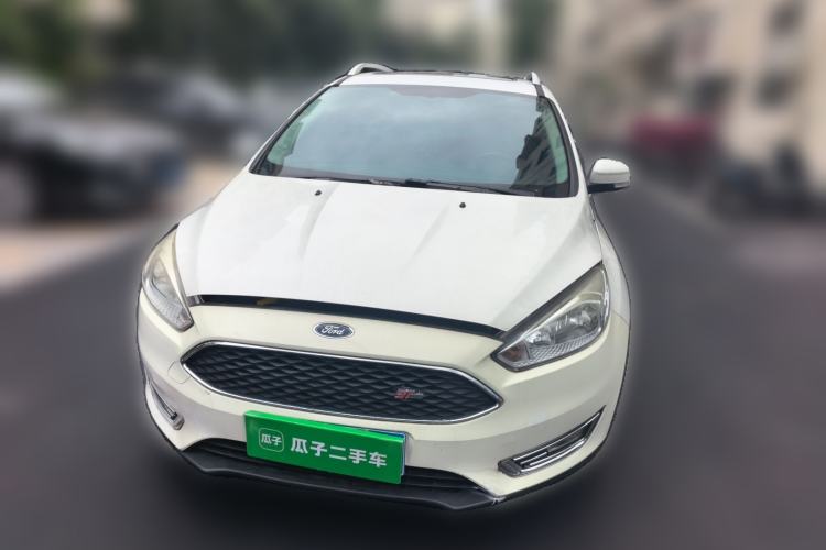 Used Ford Focus 2017 Hatchback EcoBoost 125 Automatic - Ultra-Powerful Style Edition with Smart Drive Features Front