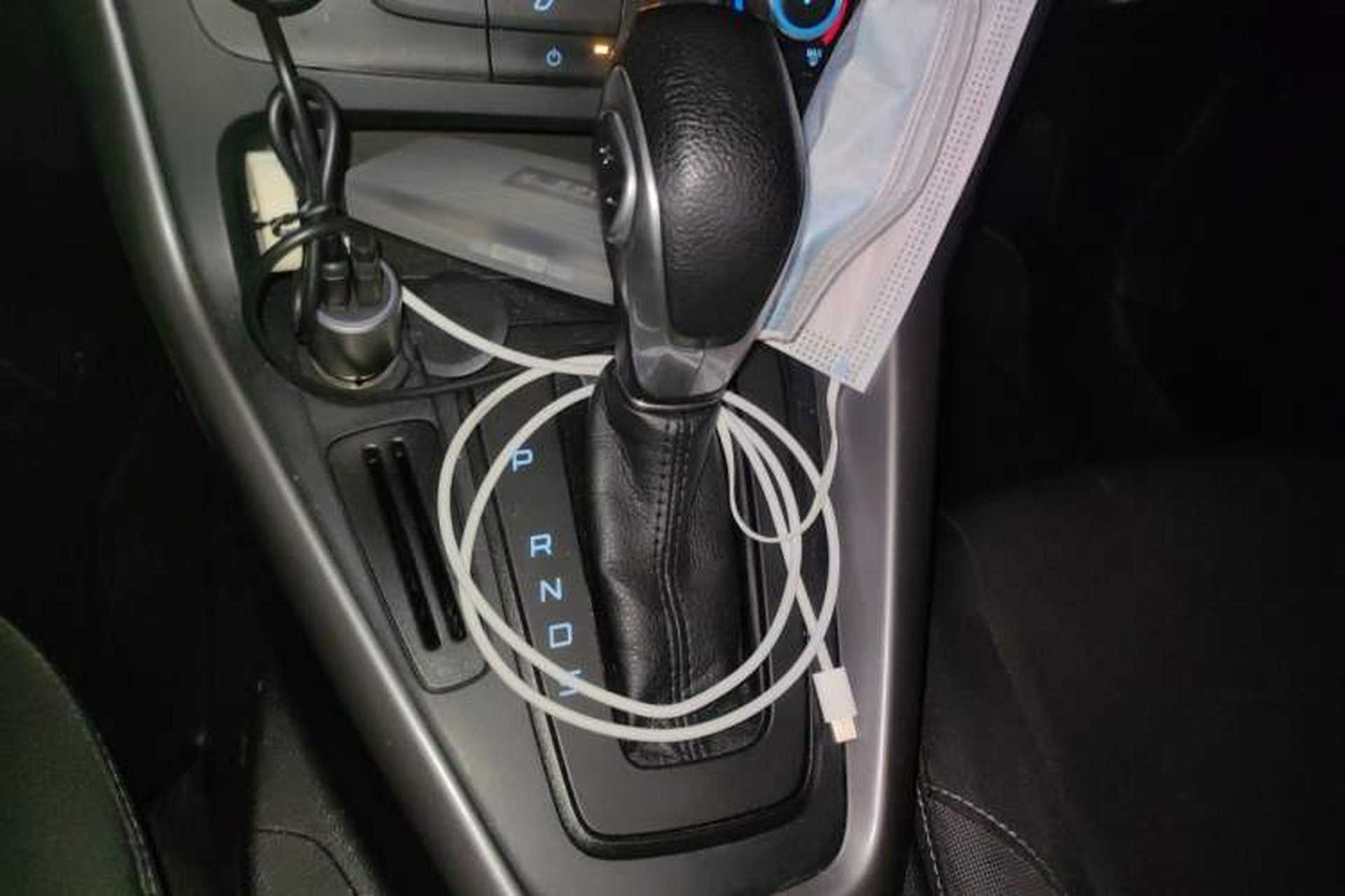 Used Ford Focus 2017 Hatchback 1.6L Automatic Comfort Plus SmartDrive Edition Gear Lever