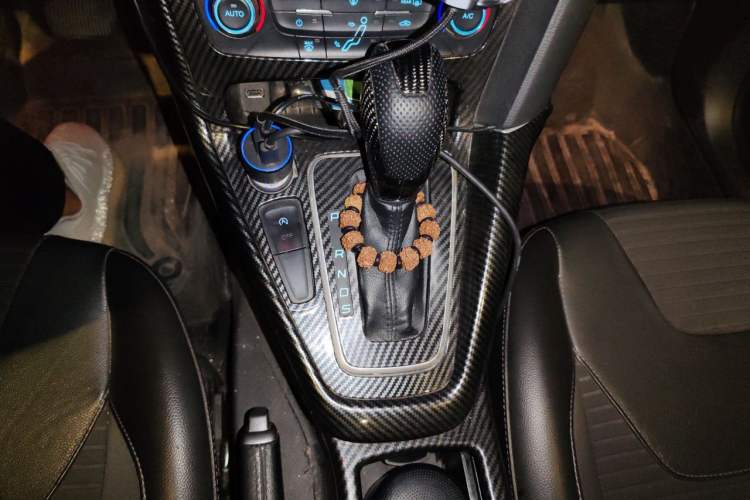 Used Ford Focus 2017 Hatchback EcoBoost 180 Automatic Sport Model Gear Lever