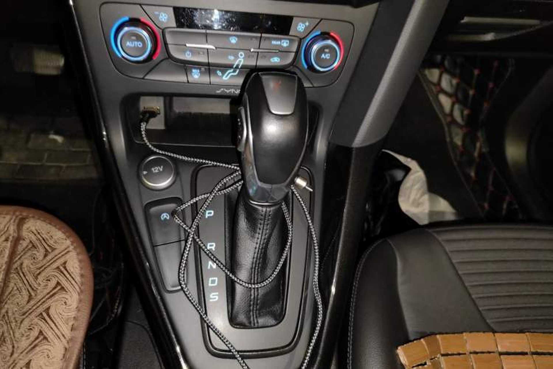 Used Ford Focus 2017 Sedan EcoBoost 180 Automatic Elite Model Gear Lever