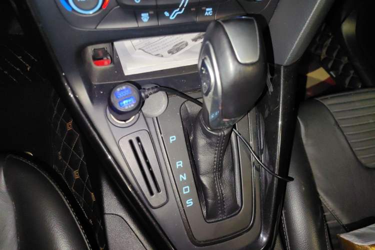 Used Ford Focus 2017 Sedan 1.6L Automatic Fashion Edition Smart Drive Version Gear Lever