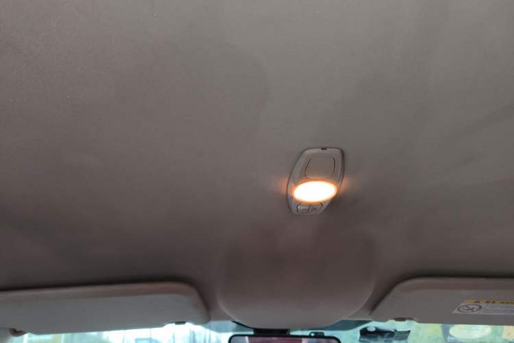 Used Ford Focus 2017 Sedan 1.6L Automatic Comfort Plus SmartDrive Edition Headliner
