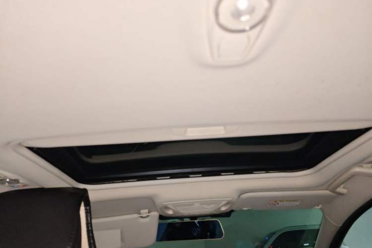 Used Ford Focus 2017 Sedan 1.6L Automatic Fashion Edition Smart Drive Version Headliner