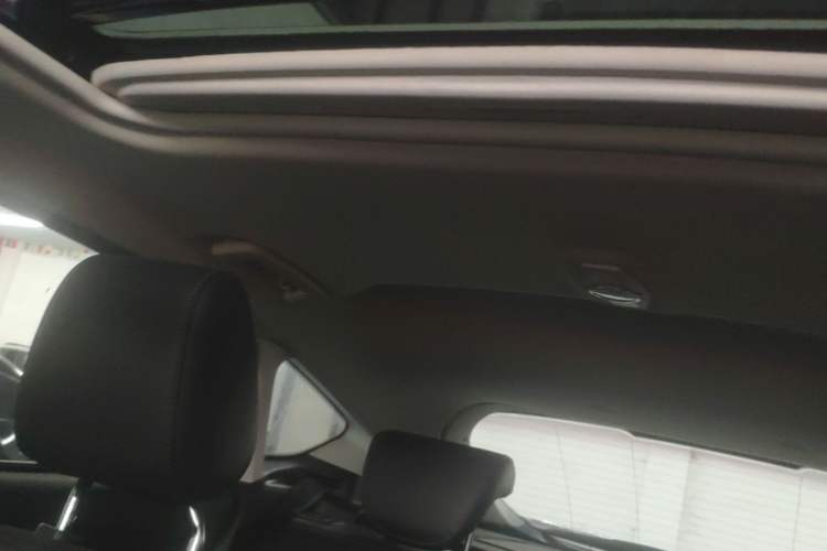 Used Ford Focus 2017 Hatchback 1.6L Automatic Fashion Edition Smart Drive Version Headliner