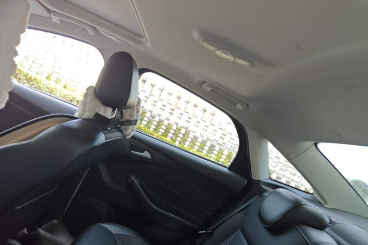 Used Ford Focus 2017 Sedan 1.6L Automatic Fashion Edition Smart Drive Version Headliner