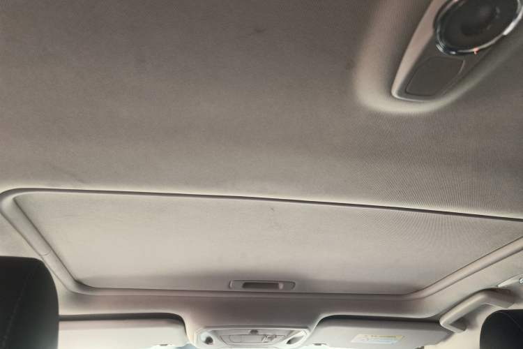 Used Ford Focus 2017 Hatchback 1.6L Automatic Fashion Edition Smart Drive Version Headliner