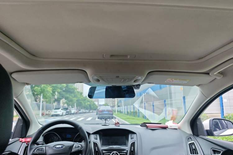 Used Ford Focus 2017 Sedan 1.6L Automatic Fashion Edition Smart Drive Version Headliner