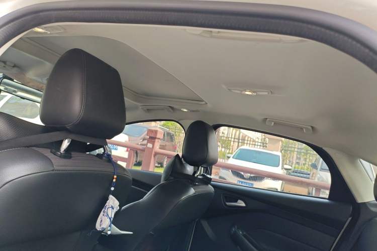 Used Ford Focus 2017 Sedan 1.6L Automatic Fashion Edition Smart Drive Version Headliner