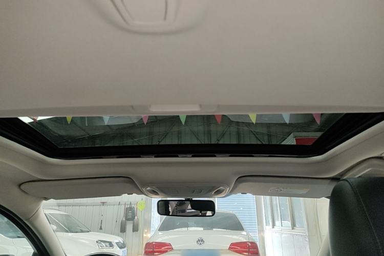 Used Ford Focus 2017 Hatchback 1.6L Manual Fashion Edition SmartDrive Version Headliner