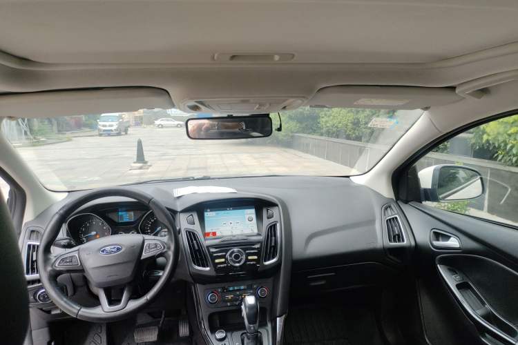 Used Ford Focus 2017 Sedan 1.6L Automatic Fashion Edition Smart Drive Version Headliner