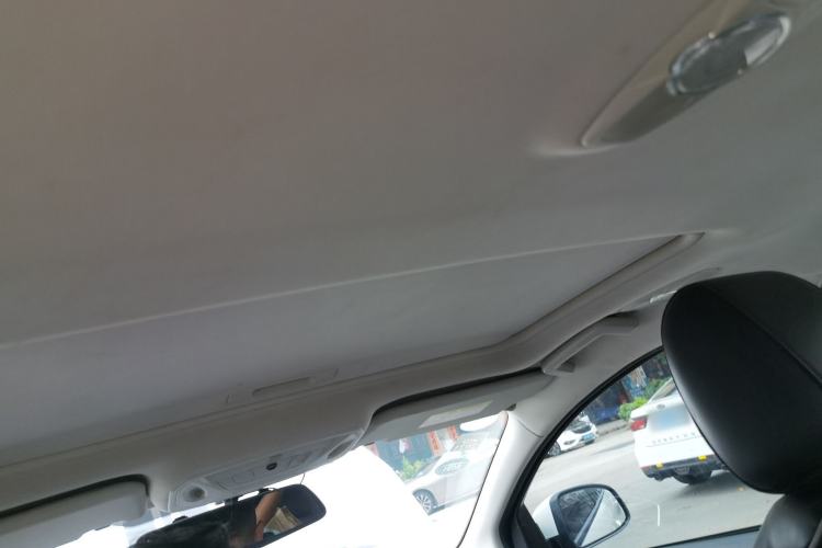 Used Ford Focus 2017 Sedan EcoBoost 125 Automatic Supreme Style SmartDrive Edition Headliner