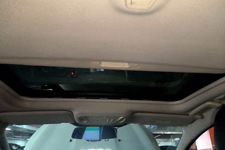 Used Ford Focus 2017 Sedan 1.6L Manual Fashion Edition Smart Drive Version Headliner