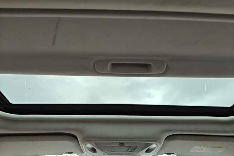 Used Ford Focus 2017 Sedan 1.6L Automatic Fashion Edition Smart Drive Version Headliner