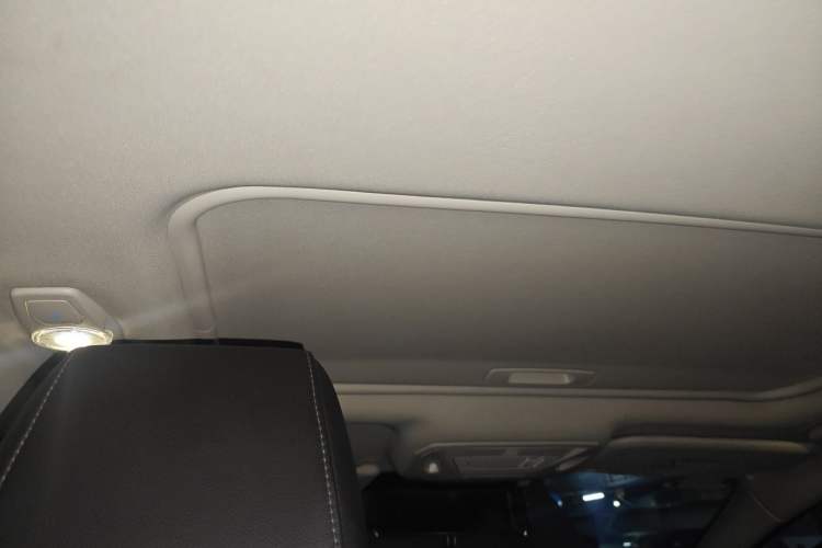 Used Ford Focus 2017 Sedan EcoBoost 125 Automatic Supreme Style SmartDrive Edition Headliner
