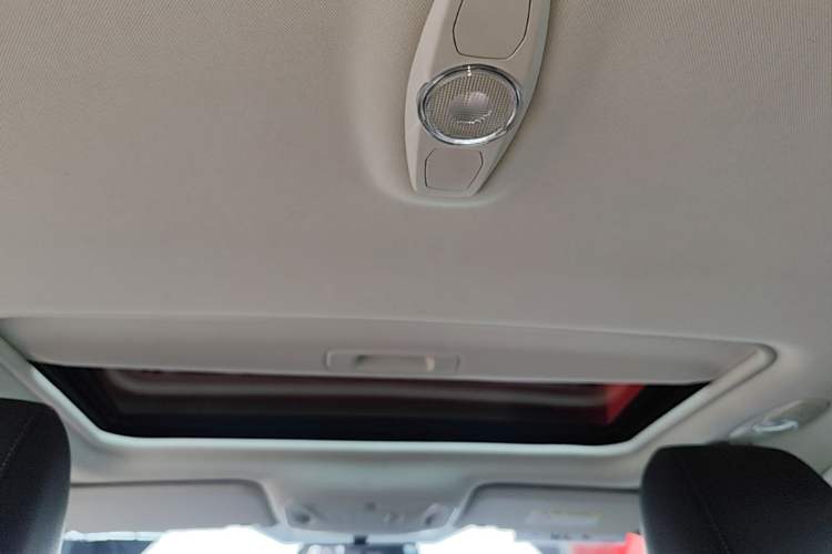 Used Ford Focus 2017 Hatchback 1.6L Automatic Fashion Edition Smart Drive Version Headliner