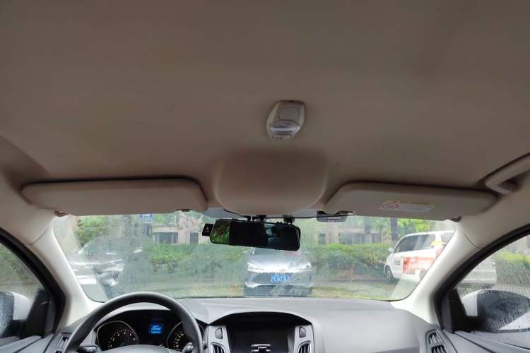 Used Ford Focus 2017 Hatchback 1.6L Automatic Comfort Plus SmartDrive Edition Headliner