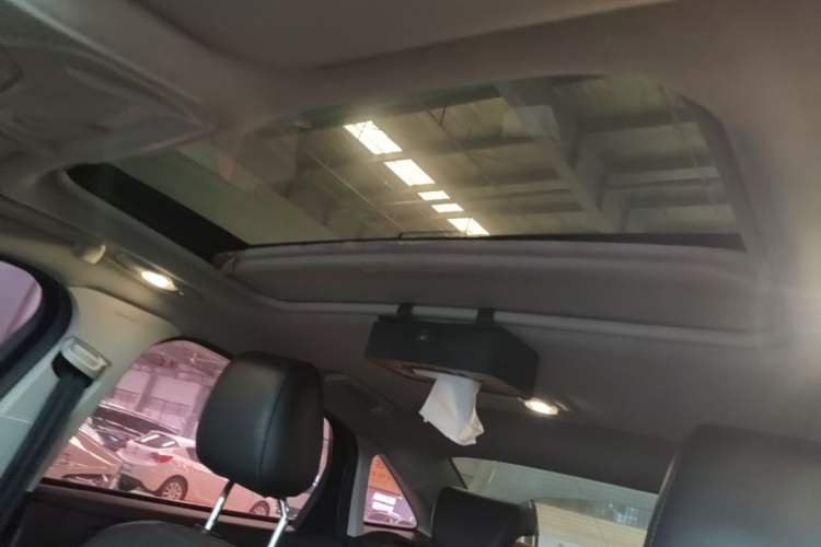 Used Ford Focus 2017 Sedan EcoBoost 125 Automatic Supreme Style SmartDrive Edition Headliner
