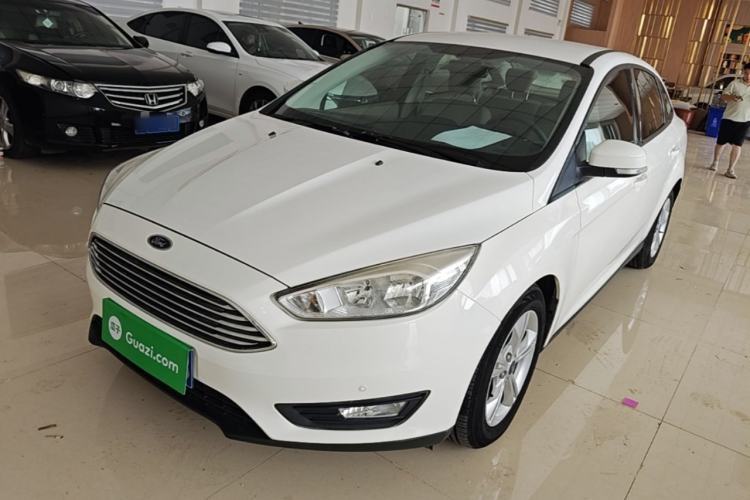 Used Ford Focus 2017 Sedan 1.6L Automatic Comfort Plus SmartDrive Edition Guazi used car, China used car export, Used car for sale, Used Ford cars, Cheapest cars for sale