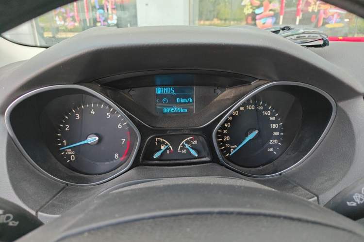 Used Ford Focus 2017 Hatchback 1.6L Automatic Fashion Edition Smart Drive Version Instrument Cluster