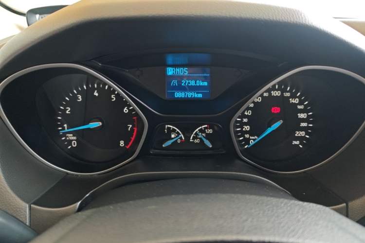 Used Ford Focus 2017 Sedan 1.6L Automatic Comfort Plus SmartDrive Edition Instrument Cluster