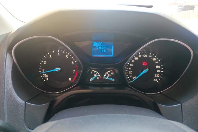 Used Ford Focus 2017 Sedan 1.6L Automatic Fashion Edition Smart Drive Version Instrument Cluster