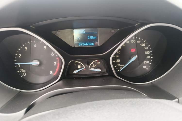 Used Ford Focus 2017 Hatchback 1.6L Automatic Comfort Plus SmartDrive Edition Instrument Cluster