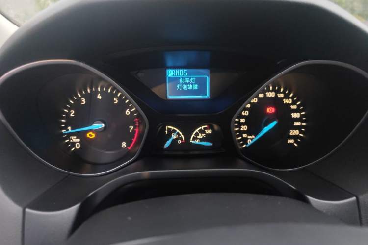 Used Ford Focus 2017 Sedan EcoBoost 125 Automatic Supreme Style SmartDrive Edition Instrument Cluster
