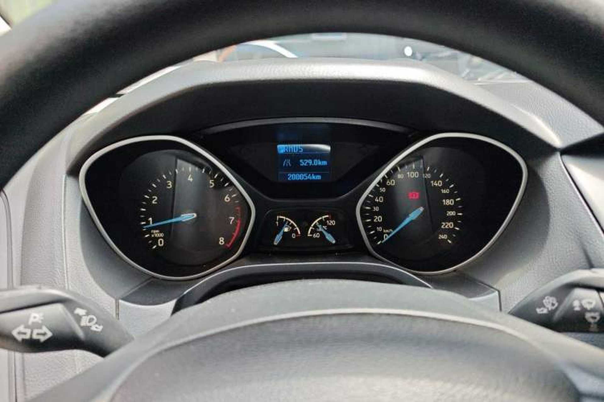 Used Ford Focus 2017 Sedan 1.6L Automatic Comfort Plus SmartDrive Edition Instrument Cluster