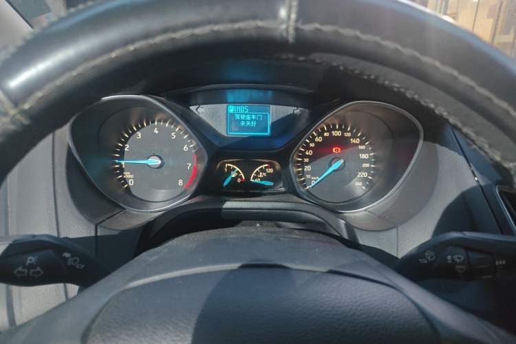 Used Ford Focus 2017 Sedan 1.6L Automatic Fashion Edition Smart Drive Version Instrument Cluster