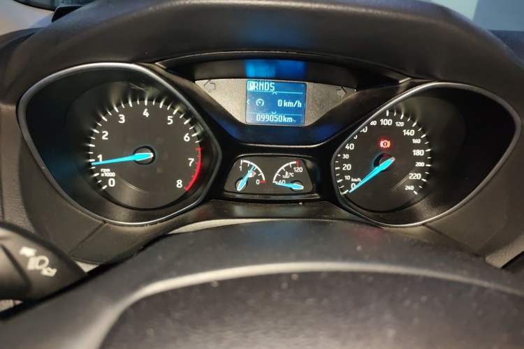 Used Ford Focus 2017 Hatchback 1.6L Automatic Fashion Edition Smart Drive Version Instrument Cluster